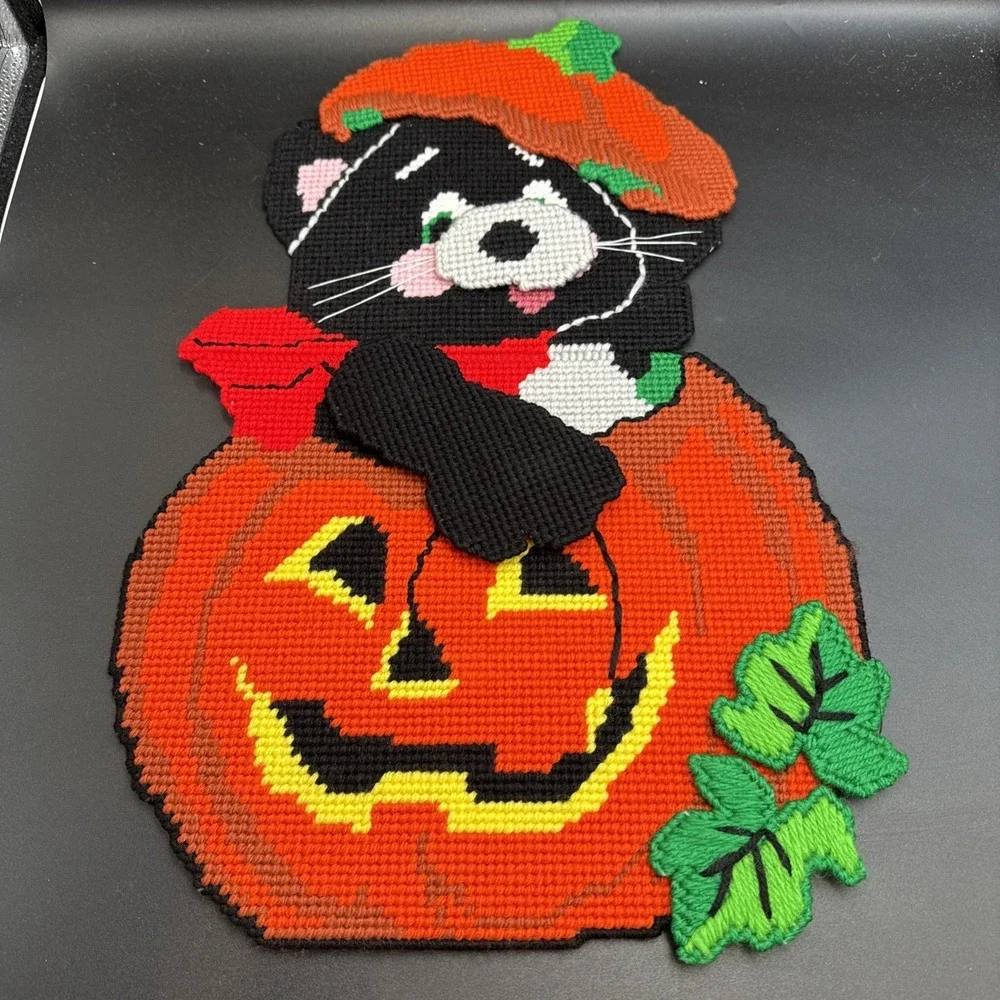 bucilla plastic canvas halloween black cat COMPLETE wall decor 19